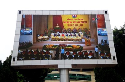 Mỗi huyện, thành phố có ít nhất 01 phường, thị trấn thiết lập bảng tin điện tử công cộng