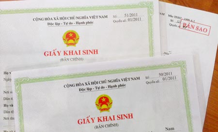 Ủy ban nhân dân tỉnh ban hành Kế hoạch triển khai "Đề án thực hiện liên thông các thủ tục hành chính: Đăng ký khai sinh, đăng ký thường trú, cấp thẻ bảo hiểm y tế cho trẻ em dưới 6 tuổi" trên địa bàn tỉnh Kon Tum.