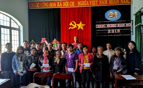 Sở Tư pháp tỉnh Kon Tum thăm và chúc tết Nguyên Đán Kỷ Hợi và tham gia hoạt động “Ngày hội bánh chưng xanh”tại xã kết nghĩa Ngọc Linh.
