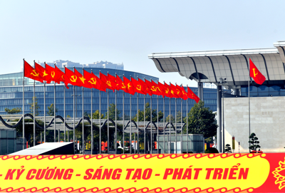 Tập trung xử lý công việc ngay từ ngày làm việc đầu tiên, đặc biệt là những công việc và thủ tục trực tiếp liên quan đến sản xuất, kinh doanh, đầu tư của doanh nghiệp và Nhân dân